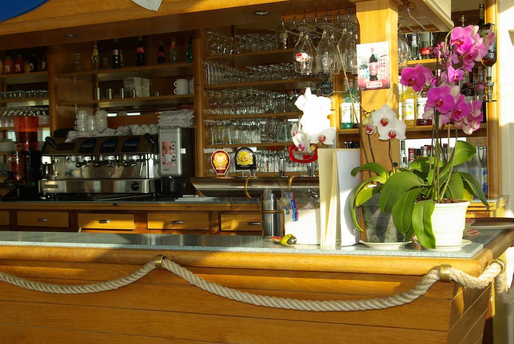 Logis Hotel Le Terminus Bourcefranc المظهر الخارجي الصورة